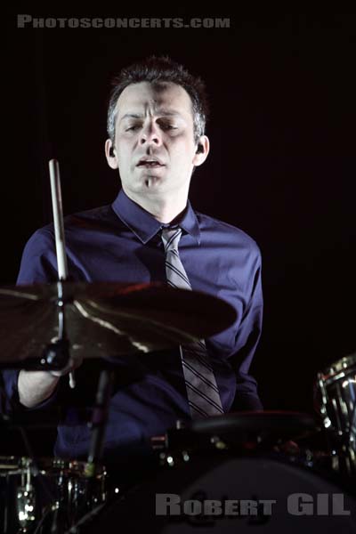 INTERPOL - 2011-03-15 - PARIS - Zenith - 